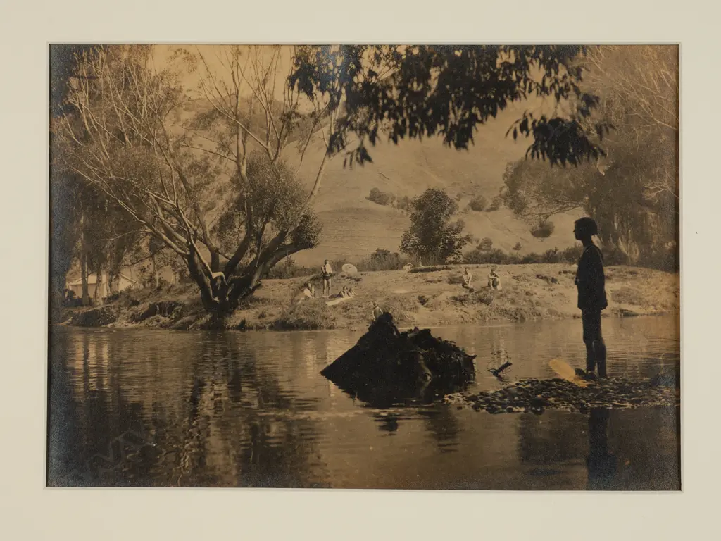 Unidentified photographer - 'Swimmers', Image 1++